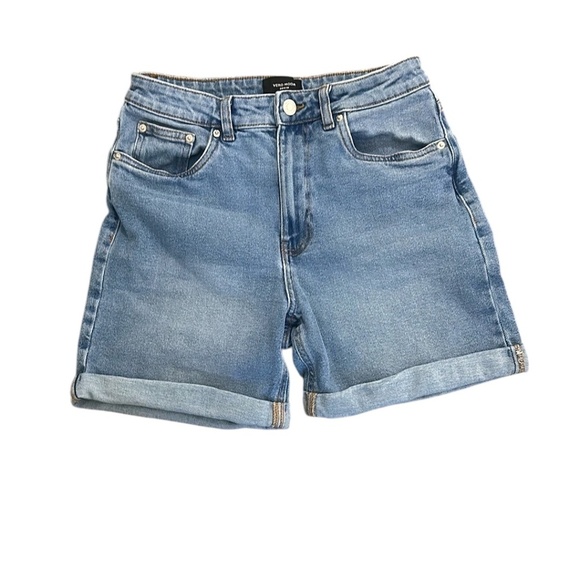 Vero Moda Mom Shorts Size Small - Picture 1 of 5